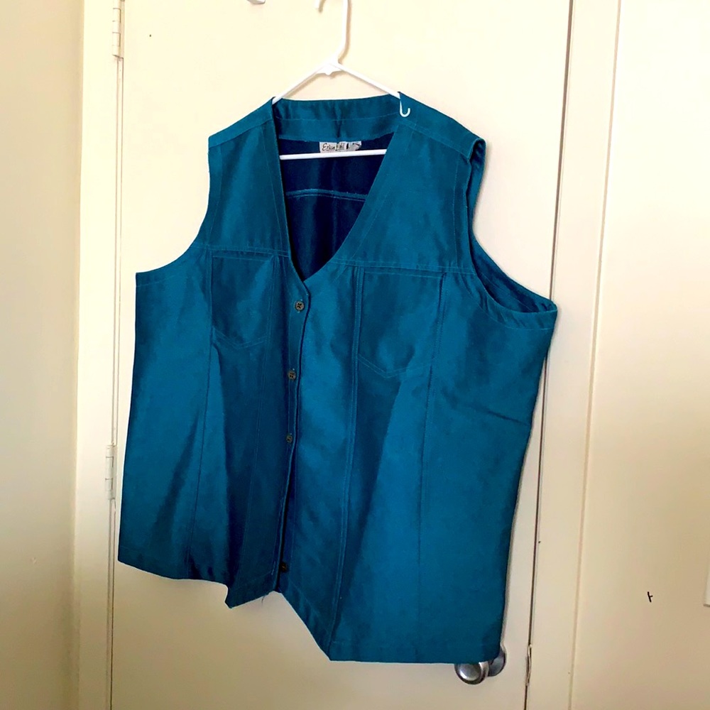 ⚠️ Erica Brooke Denim Vest size 30 missing a button